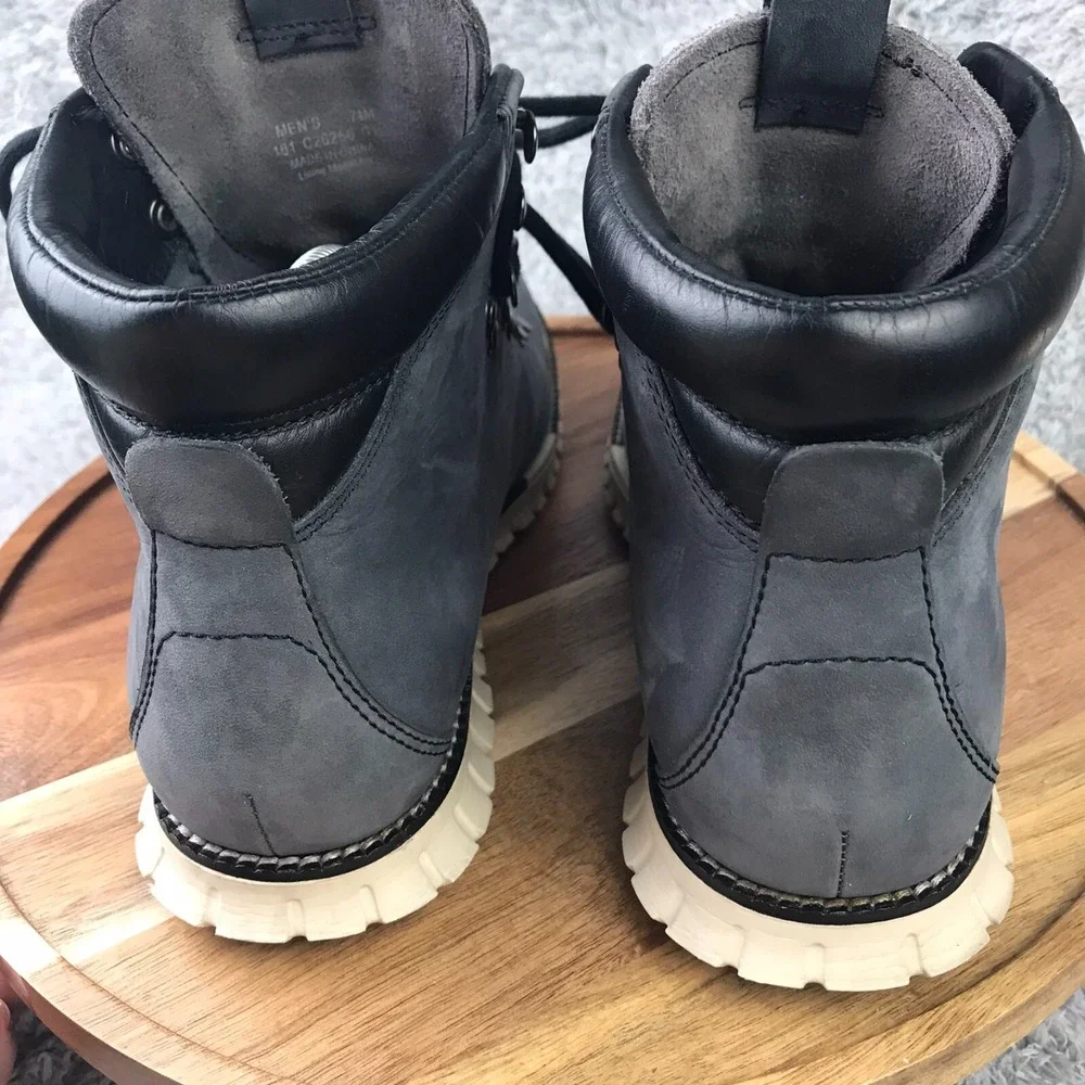 Cole Haan ZeroGrand Chukka Boots Mens 7.5M Gray Suede Water Resistant‎ Hiking